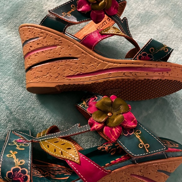 ELITE LEATHER boutique sandals with 3.5” wedge heel simply gorgeous!!! Sz 39 - Picture 2 of 14